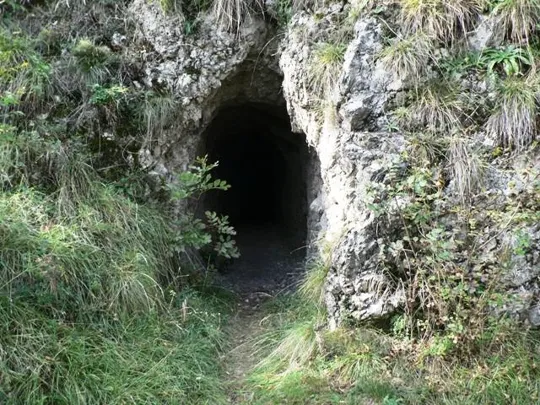 Castello di Meda - postazione mitragliatrice