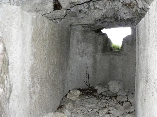 Castello di Meda - postazione per mitragliatrice