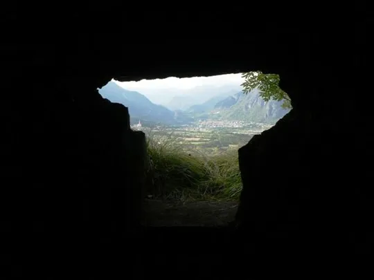 Castello di Meda - postazione mitragliatrice