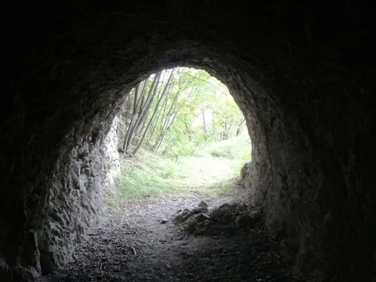 Castello di Meda - galleria di accesso alle batterie