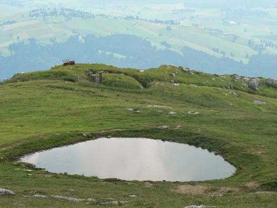 Pozza d'alpeggio su Montagna Nuova