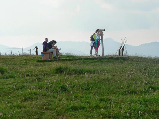 Zona ristoro e panoramica sulla cima