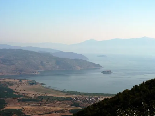 Monte Ivan - Lago di Prespa e l'isola di Maligrad