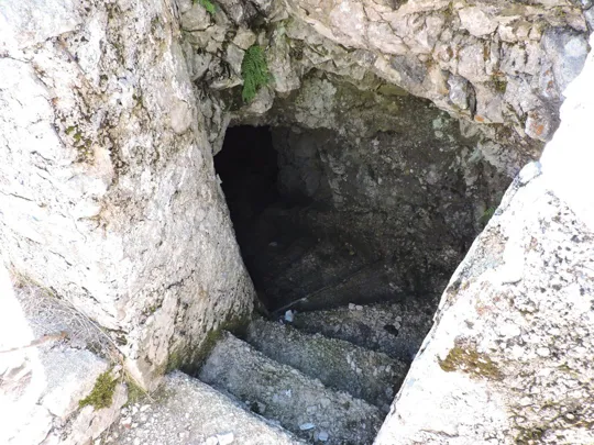 Monte Palon - ingresso galleria