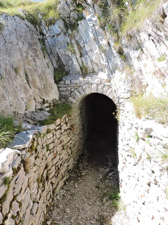 Monte Palon - ingresso galleria