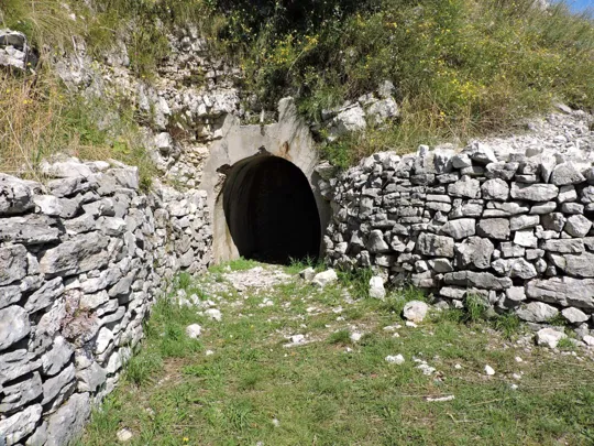 Monte Palon - ingresso galleria