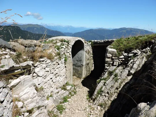 Monte Palon - trincee e postazioni