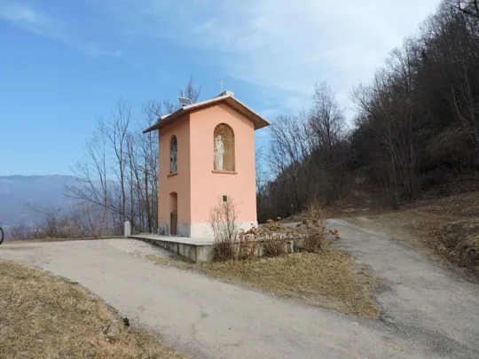 Capitello al passo della Camonda