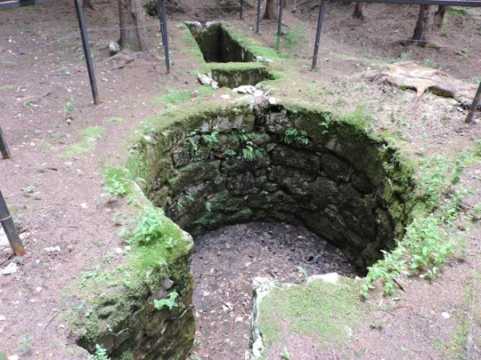 Monte Zugna - misteriosa costruzione