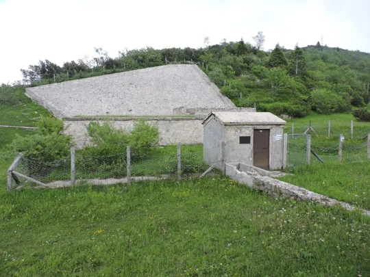 Monte Zugna - acquedotto