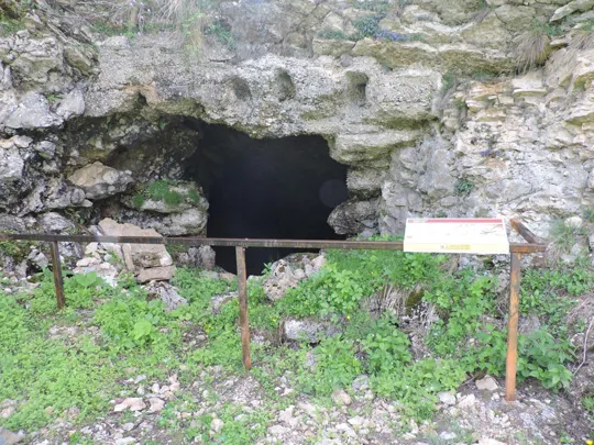Monte Zugna - artiglieria in caverna