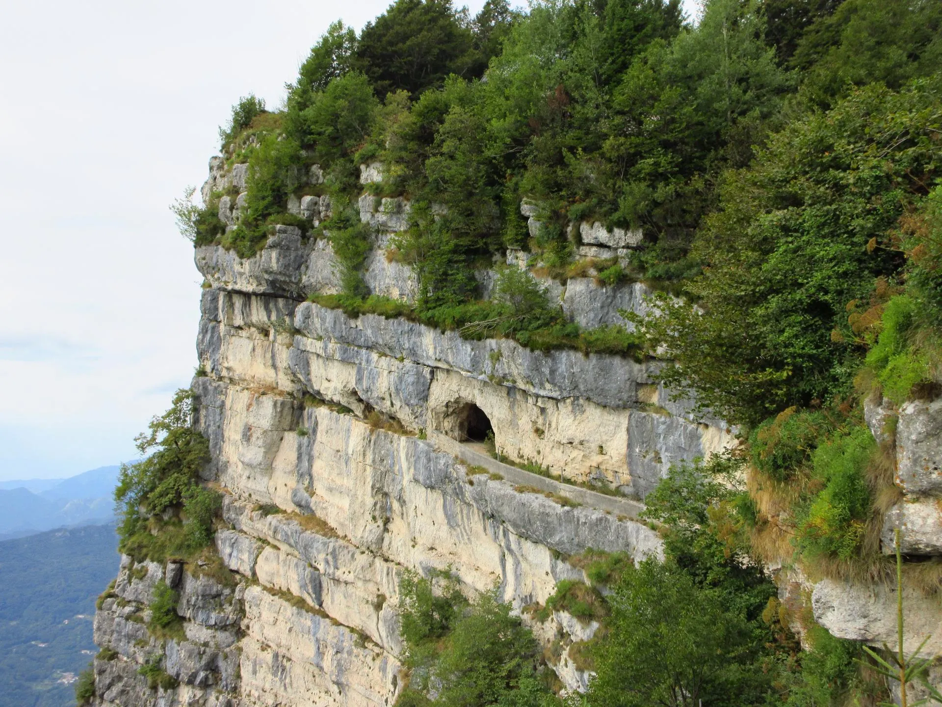 Monte Cengio - Salto dei Granatieri