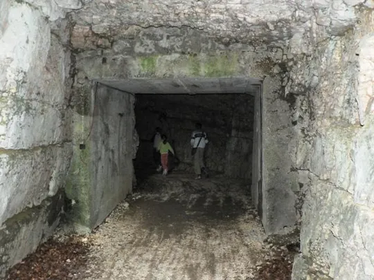 Monte Cengio - Inzio delle gallerie