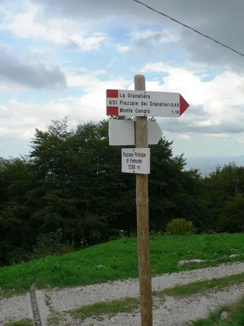 Monte Cengio - Inizio del sentiero da Piazzale Pincipe