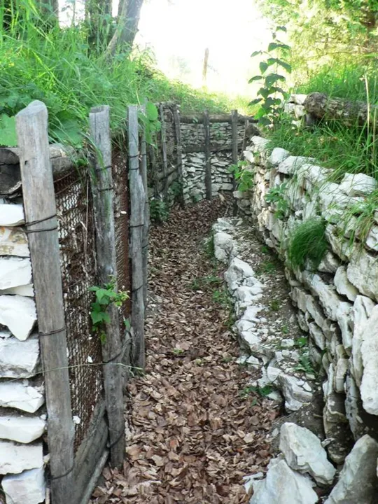 Monte Valbella - La trincea