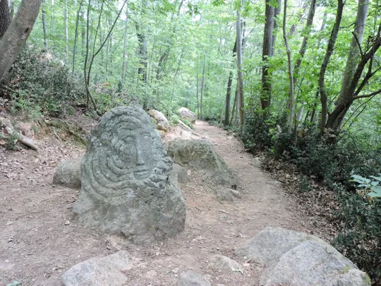 Il masso visto di fronte