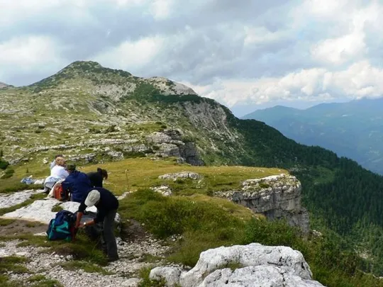 Monte Ortigara - Attorno al cippo Austriaco