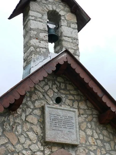 Monte Ortigara - chiesetta e ossario
