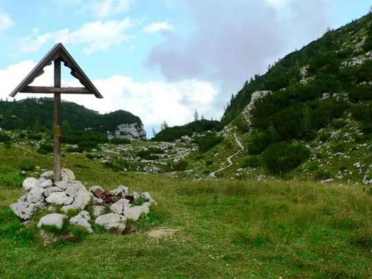 Monte Ortigara - Sentiero di ritorno da quota 2003 al baito Ortigara