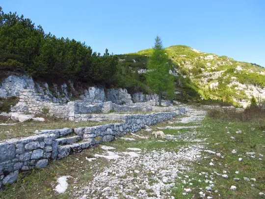 Area logistica di cima Caldiera