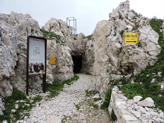 Pasubio - Cima Palon, ingresso Galleria Papa