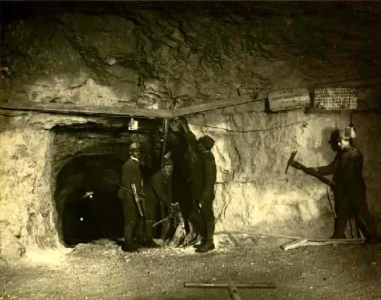 Novegno - Priforà - postazione per cannone (foto storica)