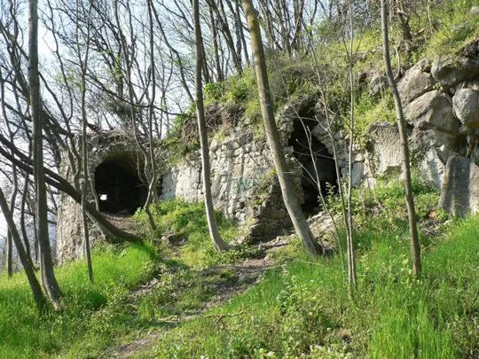 Rocca Pendice - Ruderi del castello