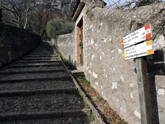 Santuario Madonna della Corona - Inizio del sentiero