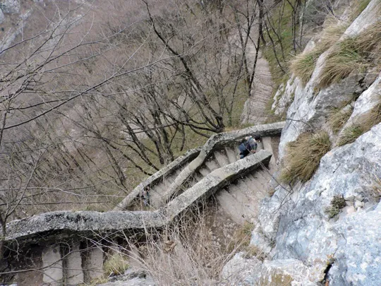 Santuario Madonna della Corona - Scalinata