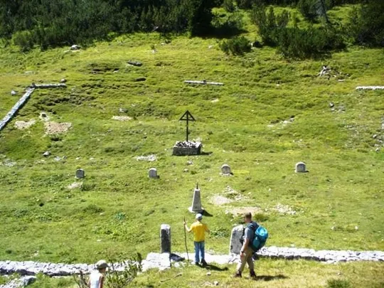 Selletta Caviglia - cimitero Italiano