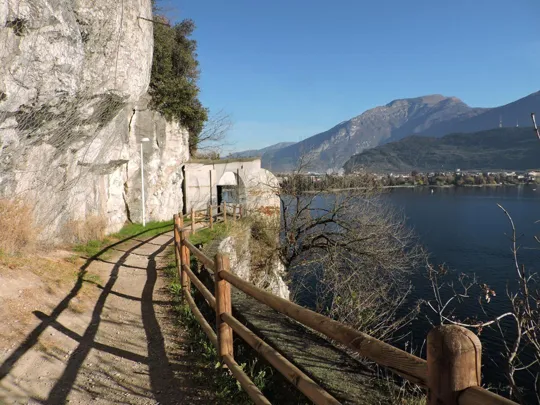 Sentiero del Ponale - veduta verso Riva del Garda