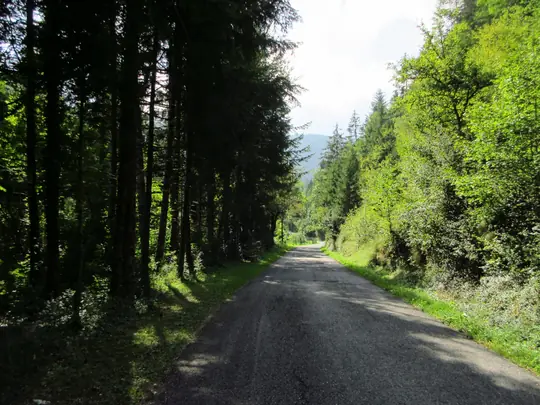 La strada verso Val Dicina