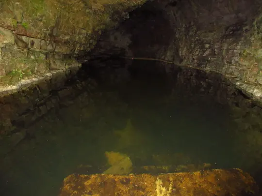 La grotta della sorgente
