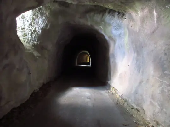 Seconda galleria sulla strada per Valgoda