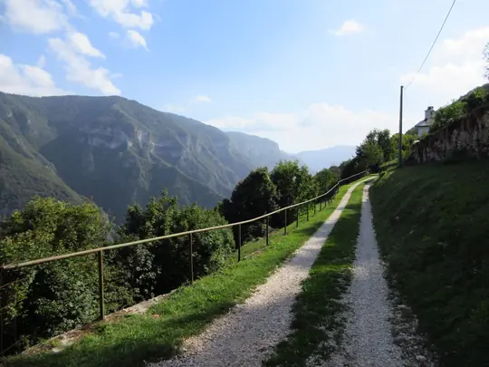 La strada verso la chiesetta