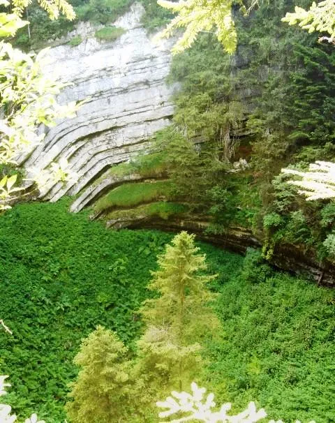 Voragine Stonhaus - interno