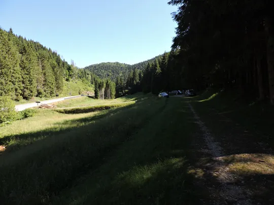 Verso la stazione di Campiello con la SP349 sulla sinistra