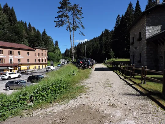 Stazione di Campiello e Trattoria ai Granatieri