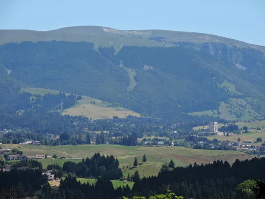 Trampolino di Gallio e il Sacrario Militare