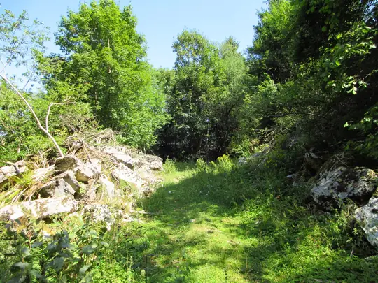 Passaggio in mezzo alla ex cava