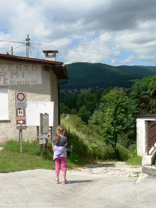Val d'Assa - Strada di accesso