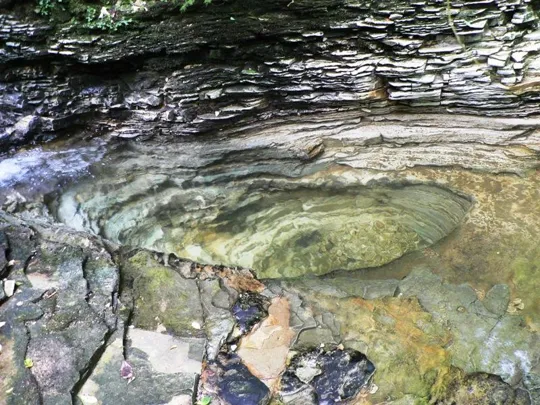 Val d'Assa - Torrente nei pressi di S.Antönle