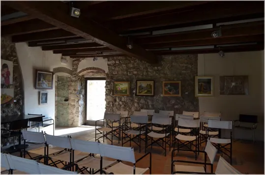Le sala espositive del Castel Drena