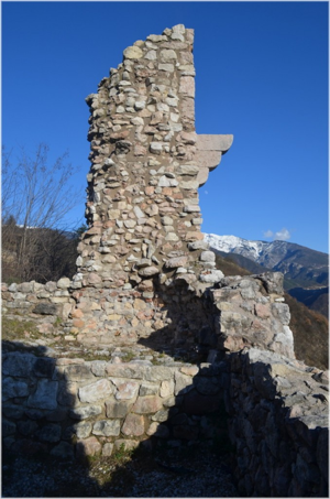 Il pilastro di Castel Nomi