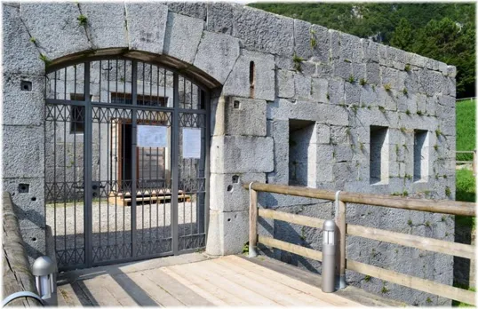 Forte Larino - Il cancello d'ingresso
