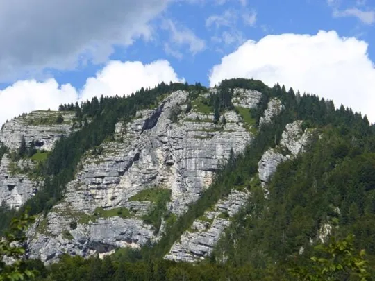 Altaburg - Scoglio Brutta Bisa