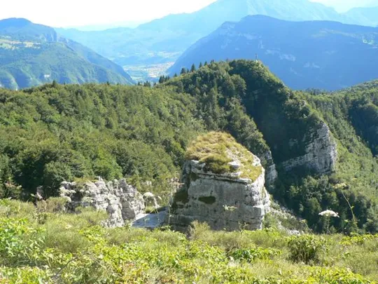 Altarknotto - La sommità del masso