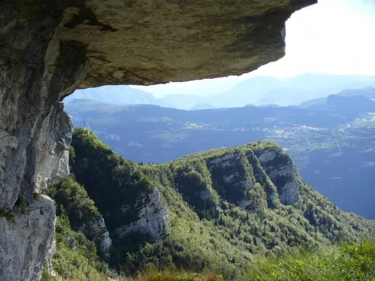 Altarknotto - Punta Calghen 1239 m. e oltre Punta Obergrubele 977 m.