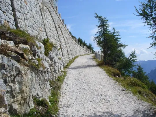 Forte Rite - salita al forte