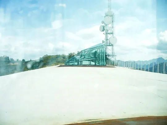 Forte Rite - il tetto del forte attraverso le nuove cupole